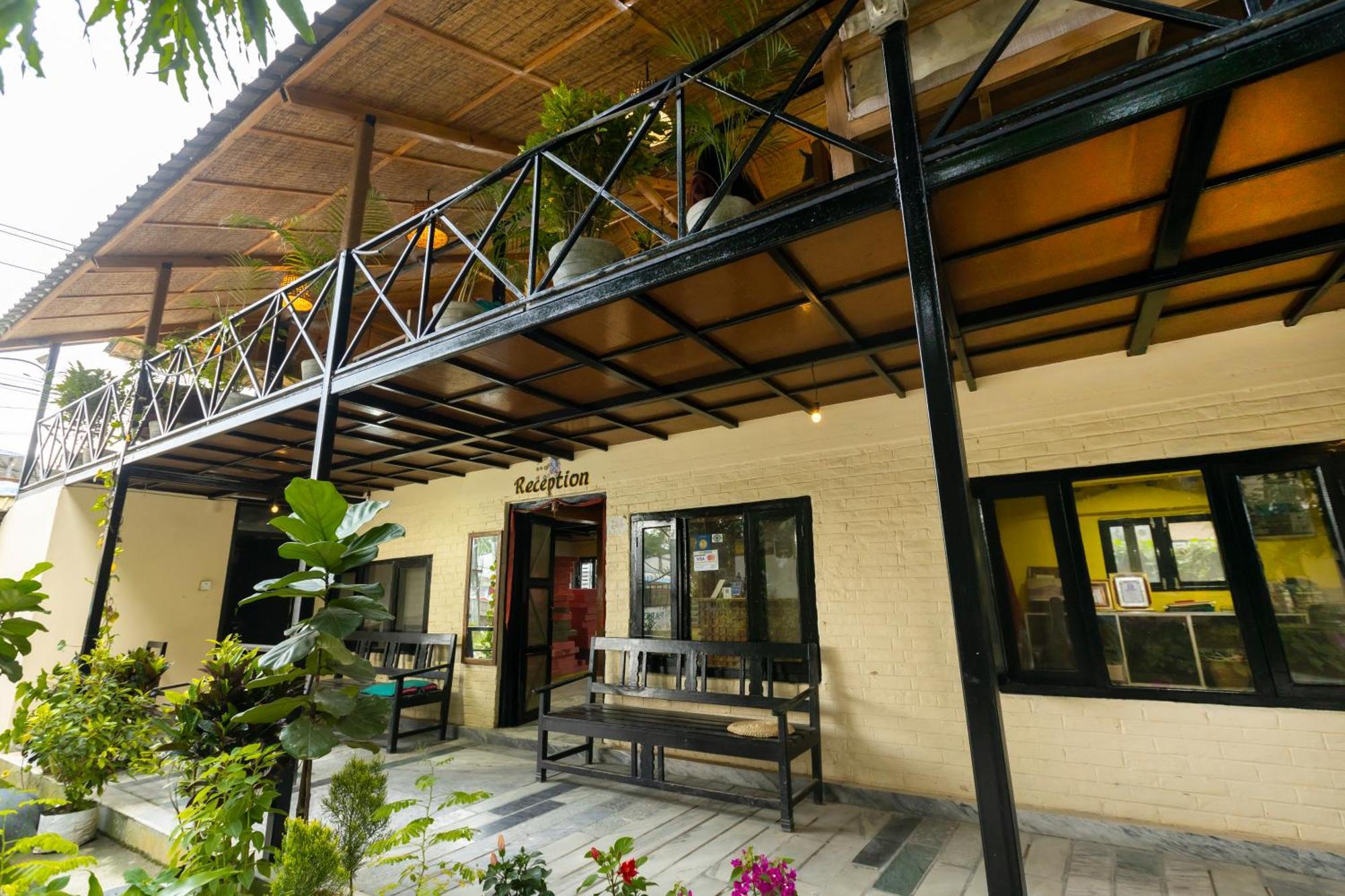 Hotel Parkside & Swimming Pool-Between Greenery And Azure ,Your Perfect Retreat צ'יטוואן מראה חיצוני תמונה